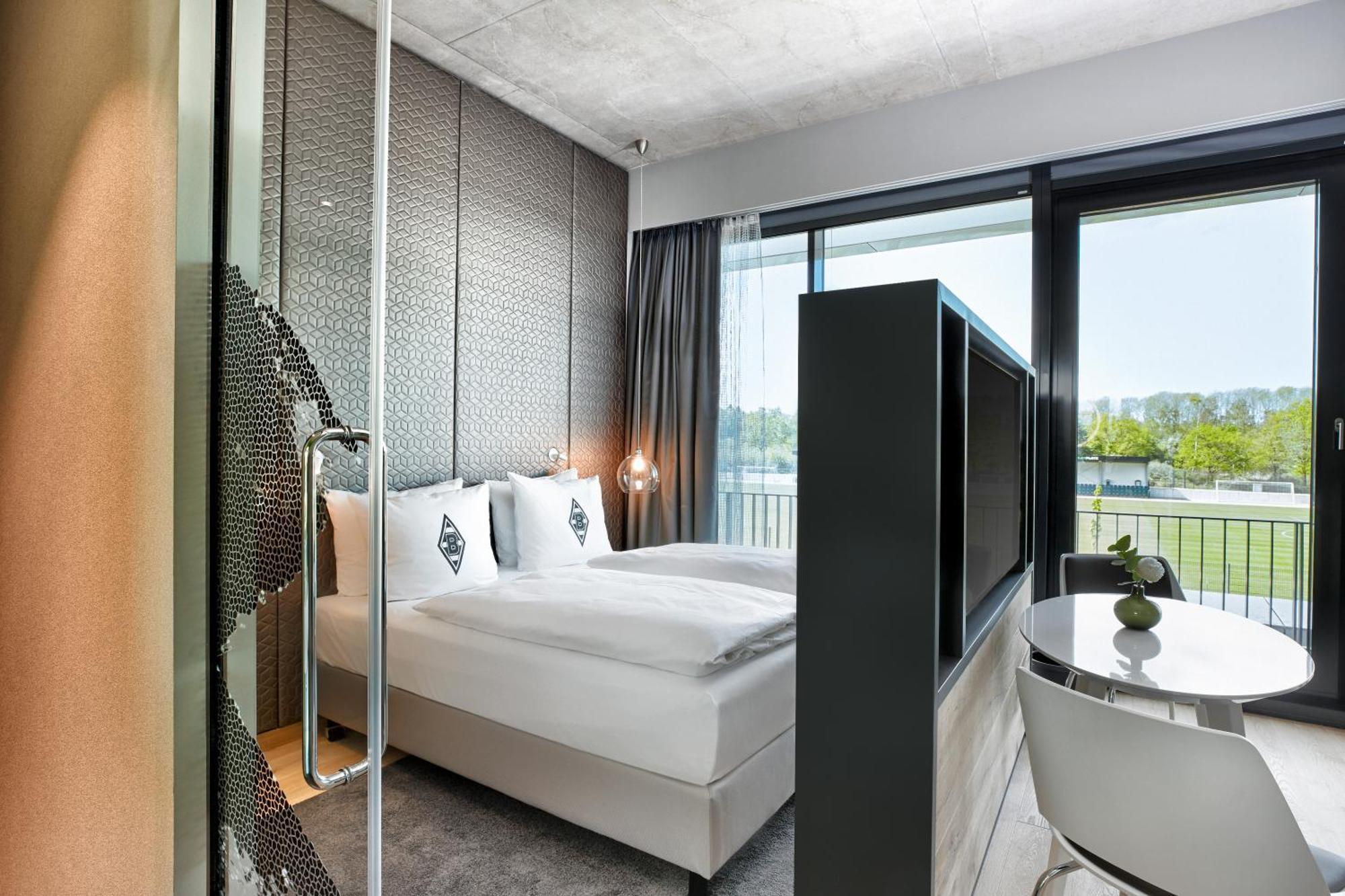 H4 Hotel Moenchengladbach Im Borussia-Park エクステリア 写真